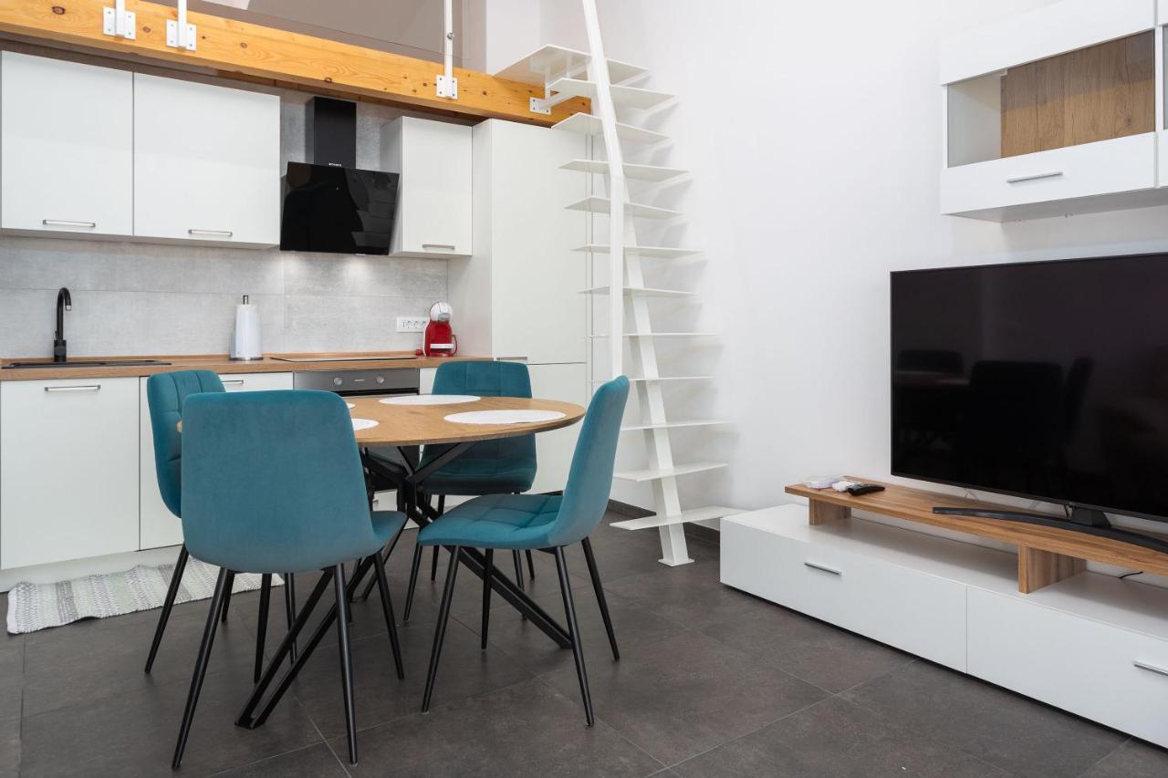 Gallery apartment in Skrbcici  Exteriör bild